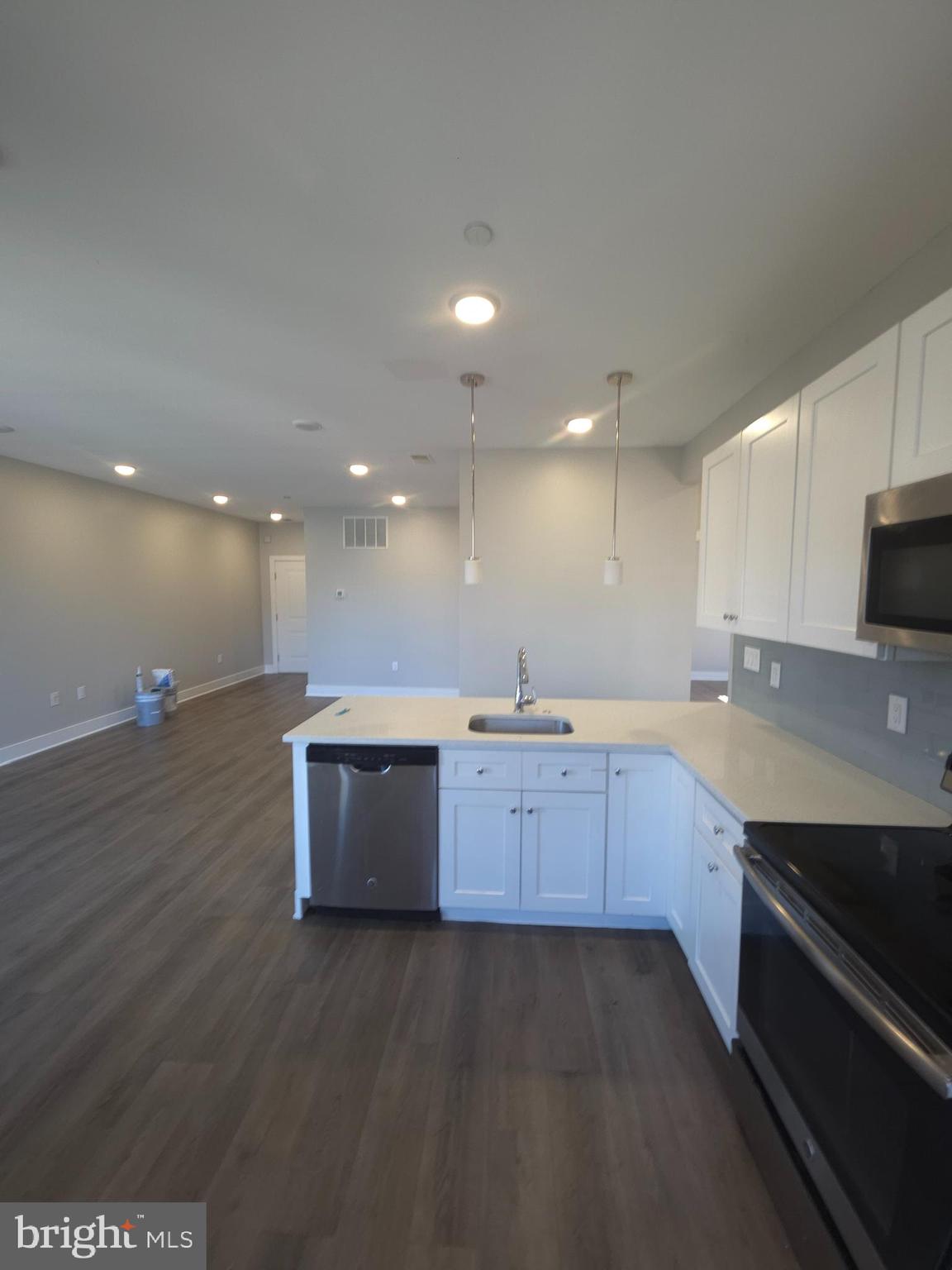 3925 HAVERFORD AVENUE 307