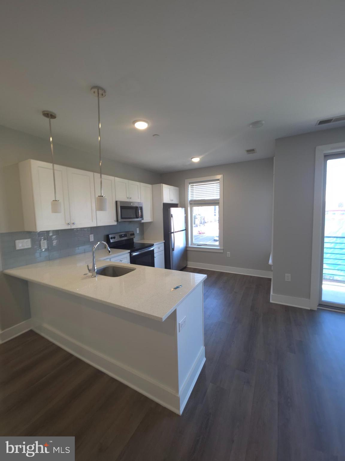 3925 HAVERFORD AVENUE 307