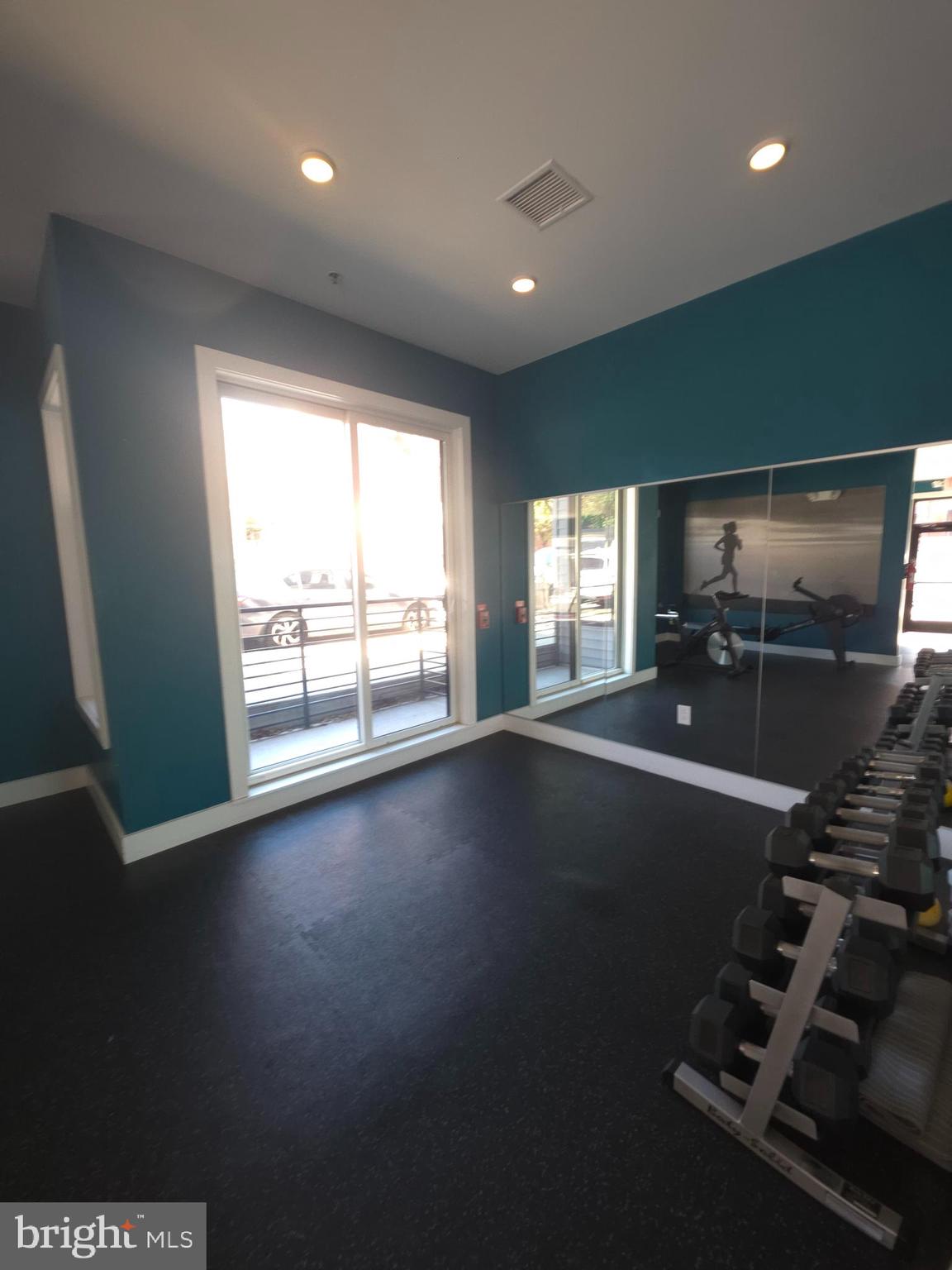 3925 HAVERFORD AVENUE 307