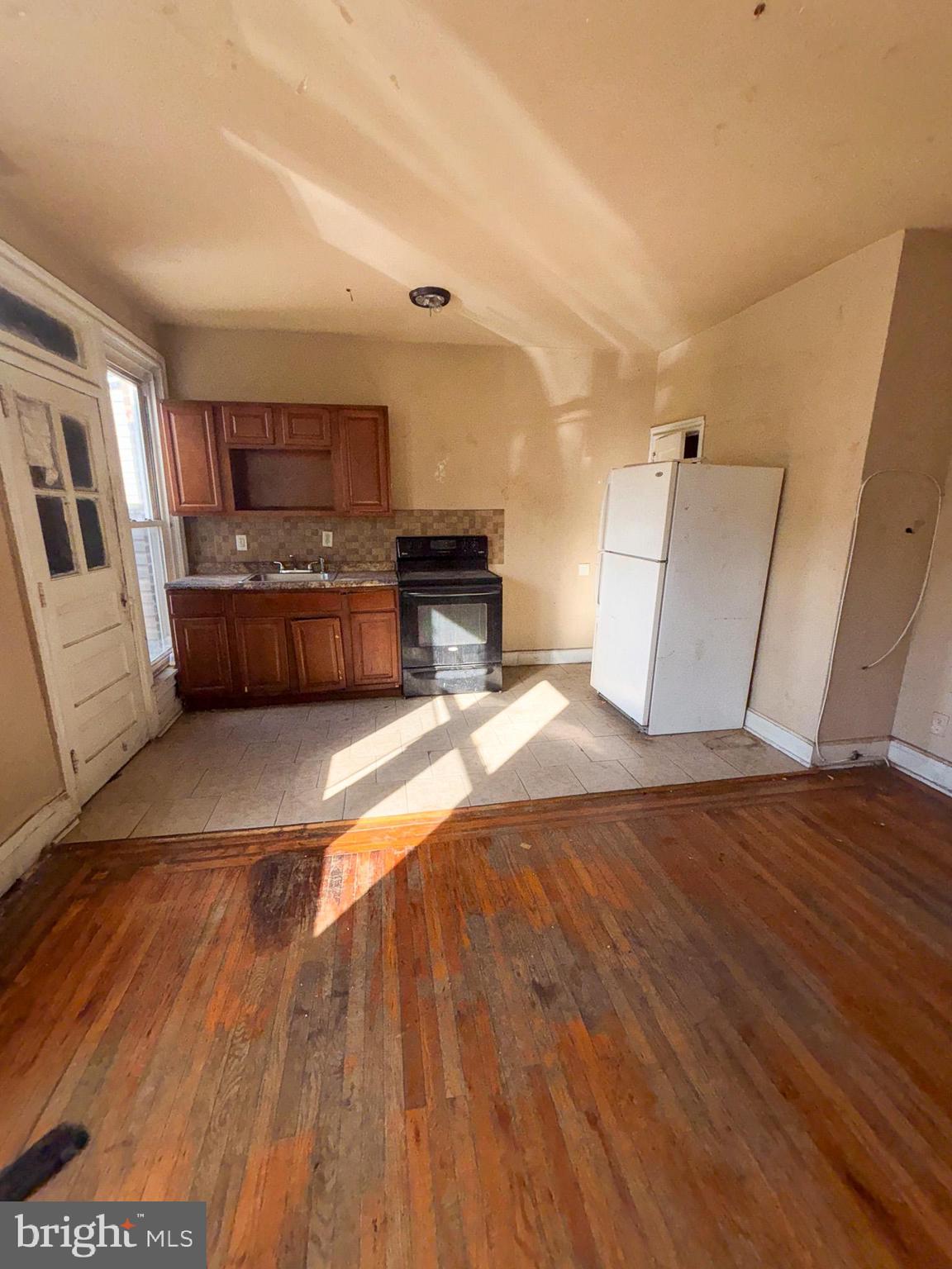 4926 BOUDINOT STREET