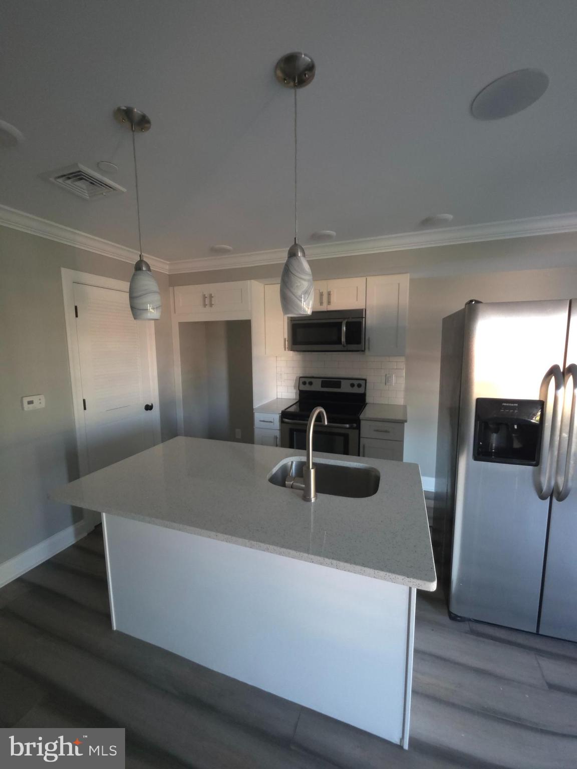 3410 W COMMISSIONER STREET 3