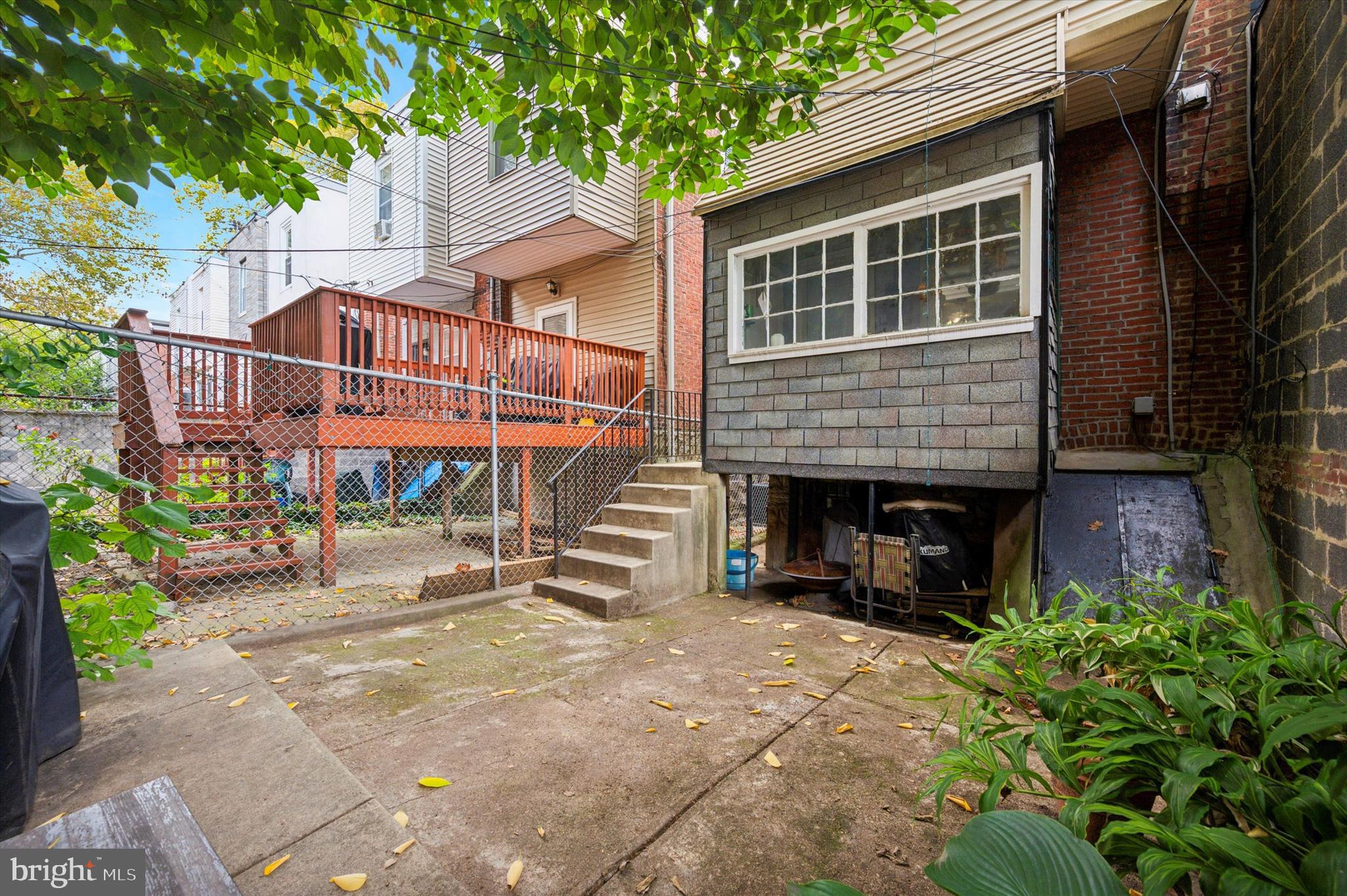 4129 SPRING GARDEN STREET