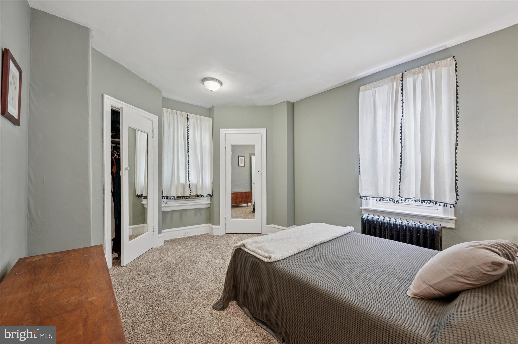 4129 SPRING GARDEN STREET