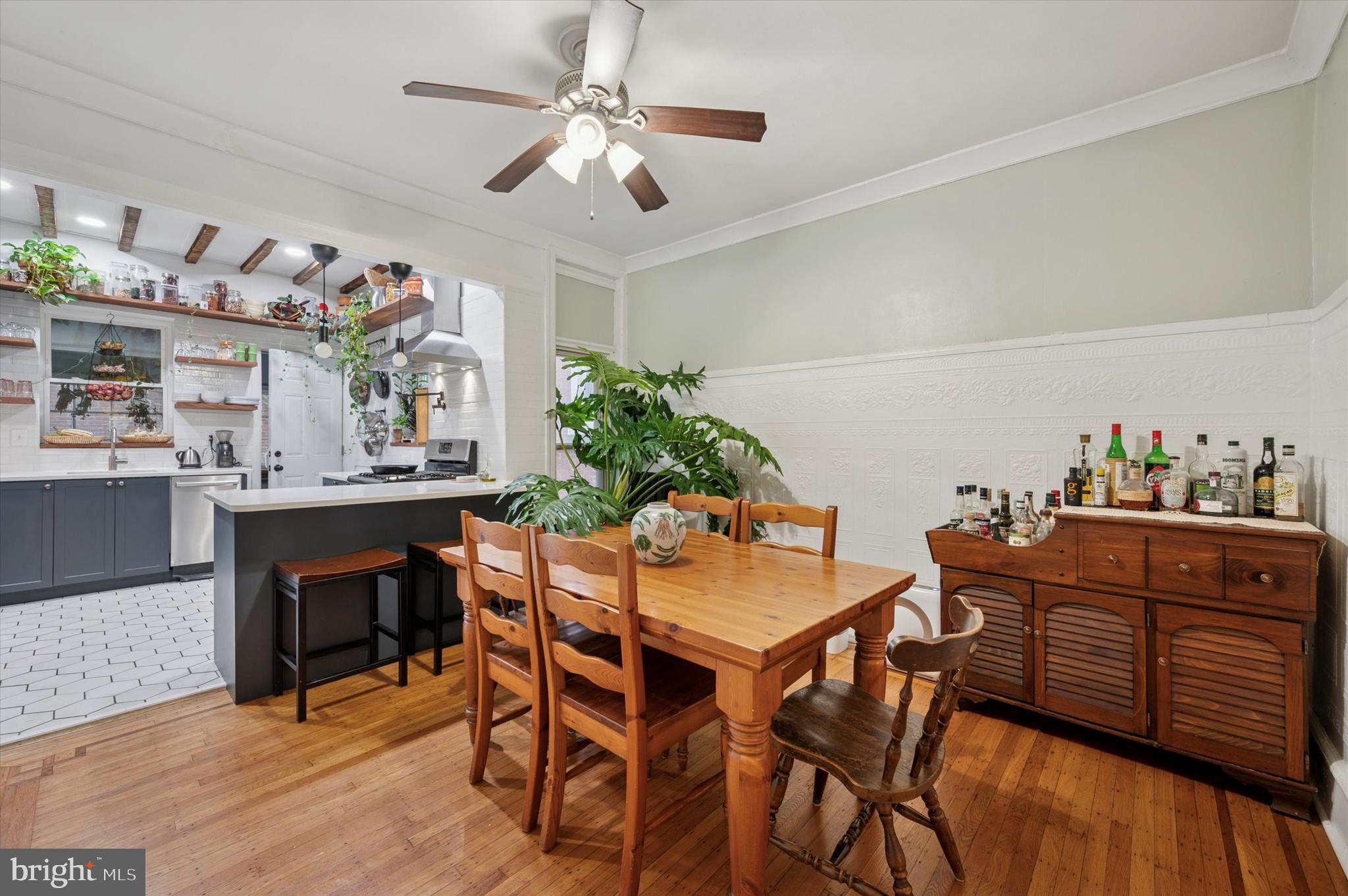 4129 SPRING GARDEN STREET