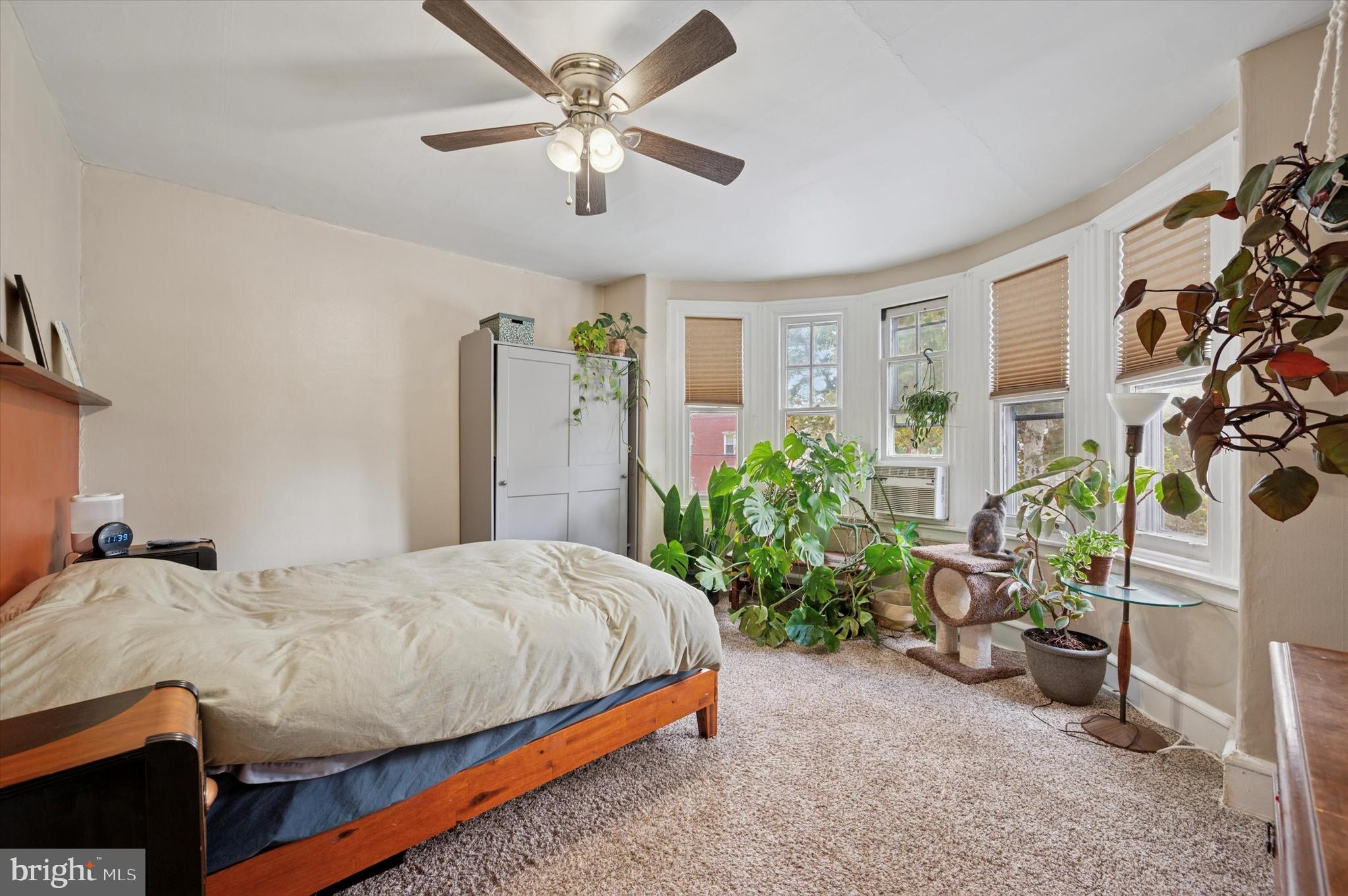 4129 SPRING GARDEN STREET