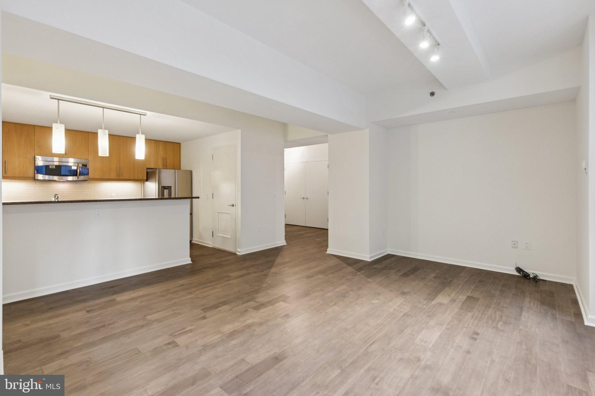 1425 LOCUST STREET 3A