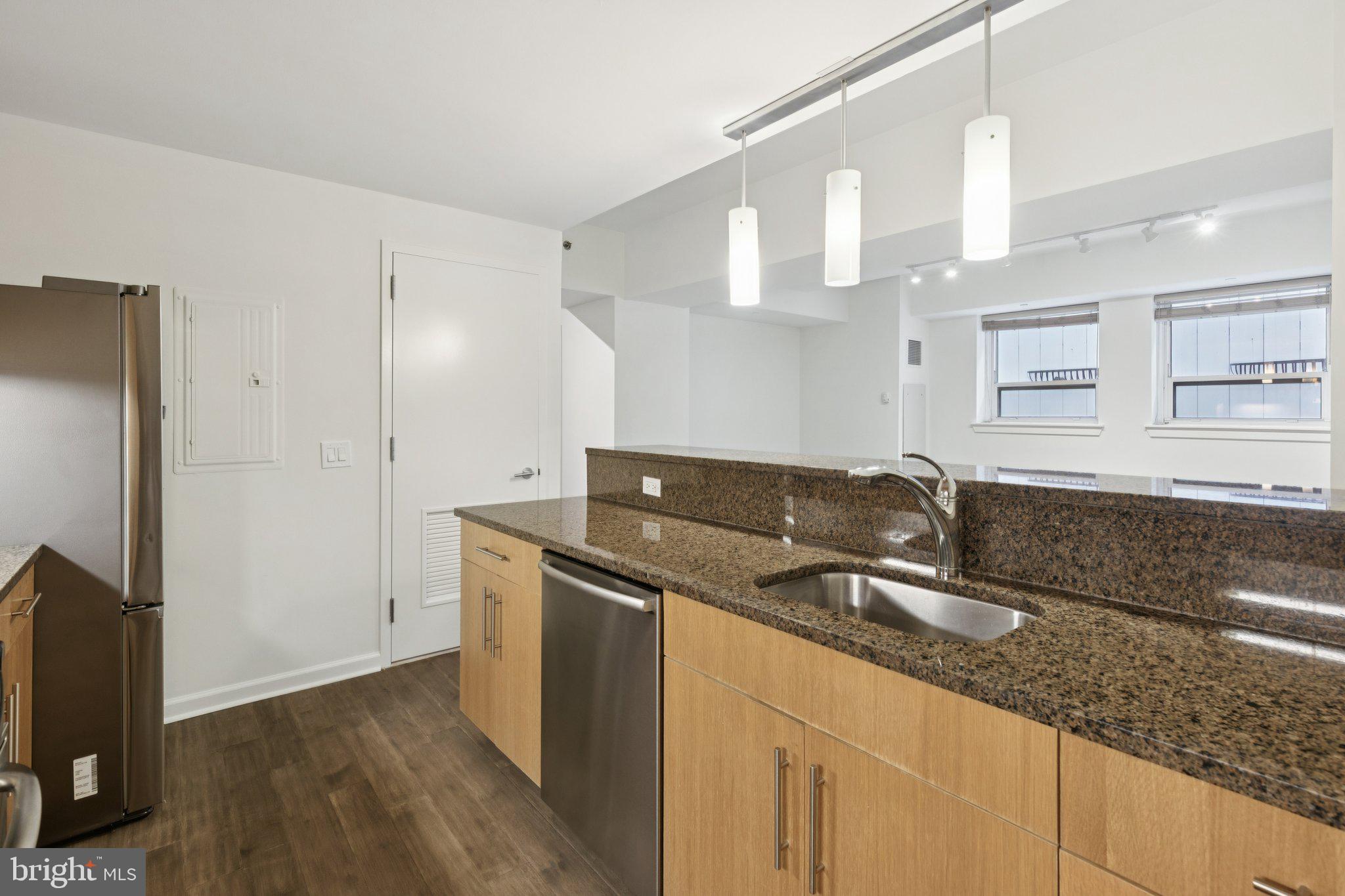 1425 LOCUST STREET 3A