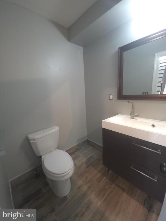 3410 W COMMISSIONER STREET 4
