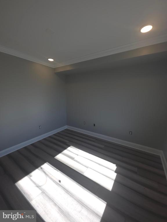 3410 W COMMISSIONER STREET 4