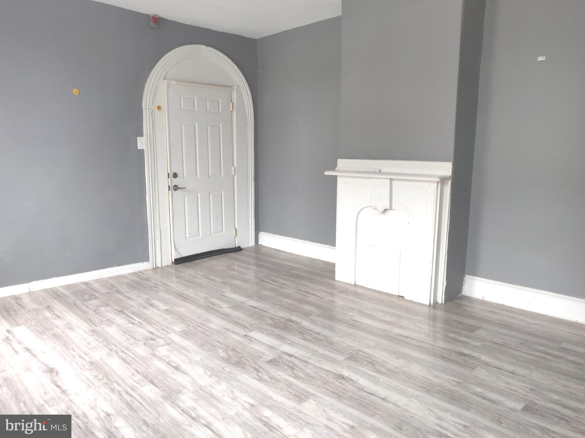 644 W VENANGO STREET 2R