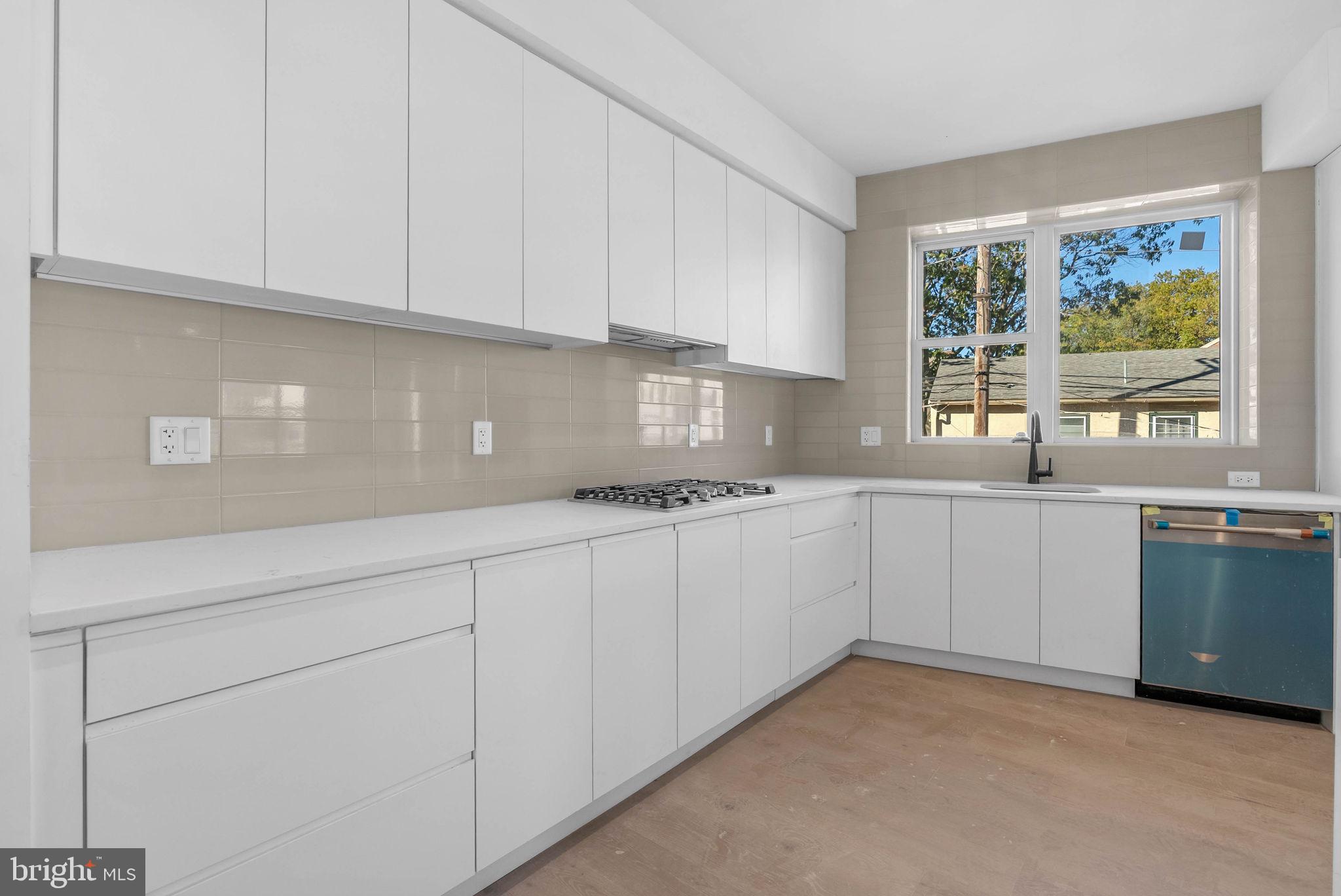 652 FAIRMOUNT AVENUE