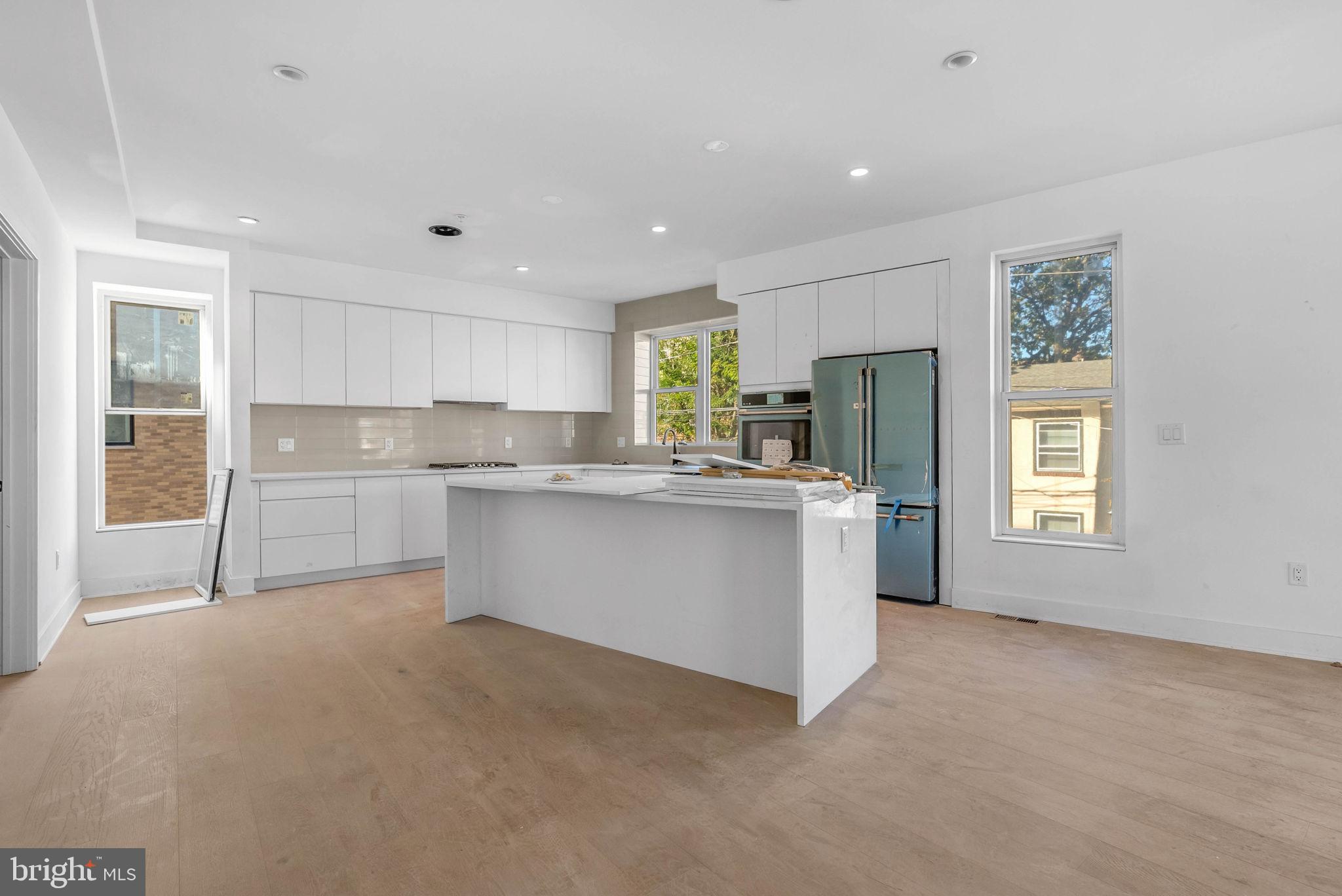 652 FAIRMOUNT AVENUE