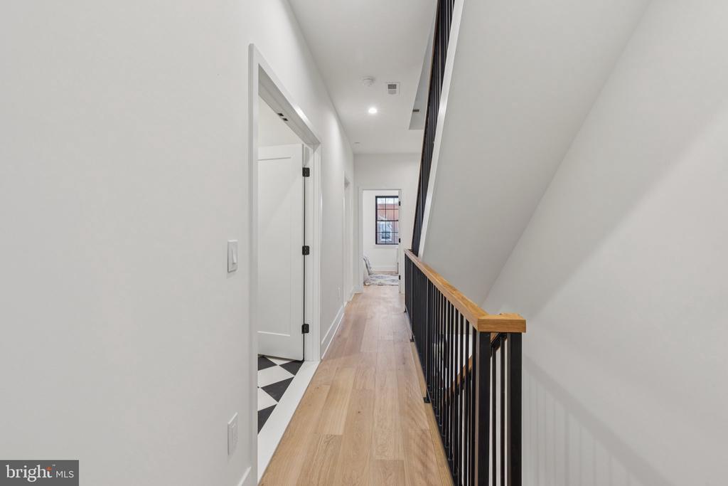 2016 MORRIS STREET
