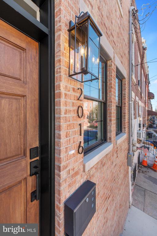 2016 MORRIS STREET