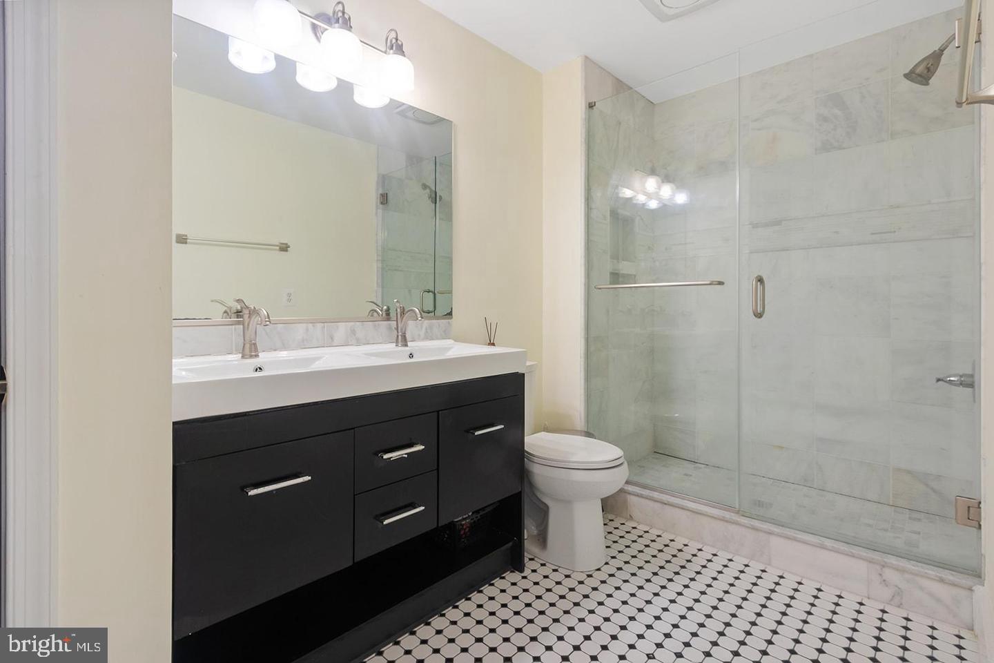 2129 WALNUT STREET 3