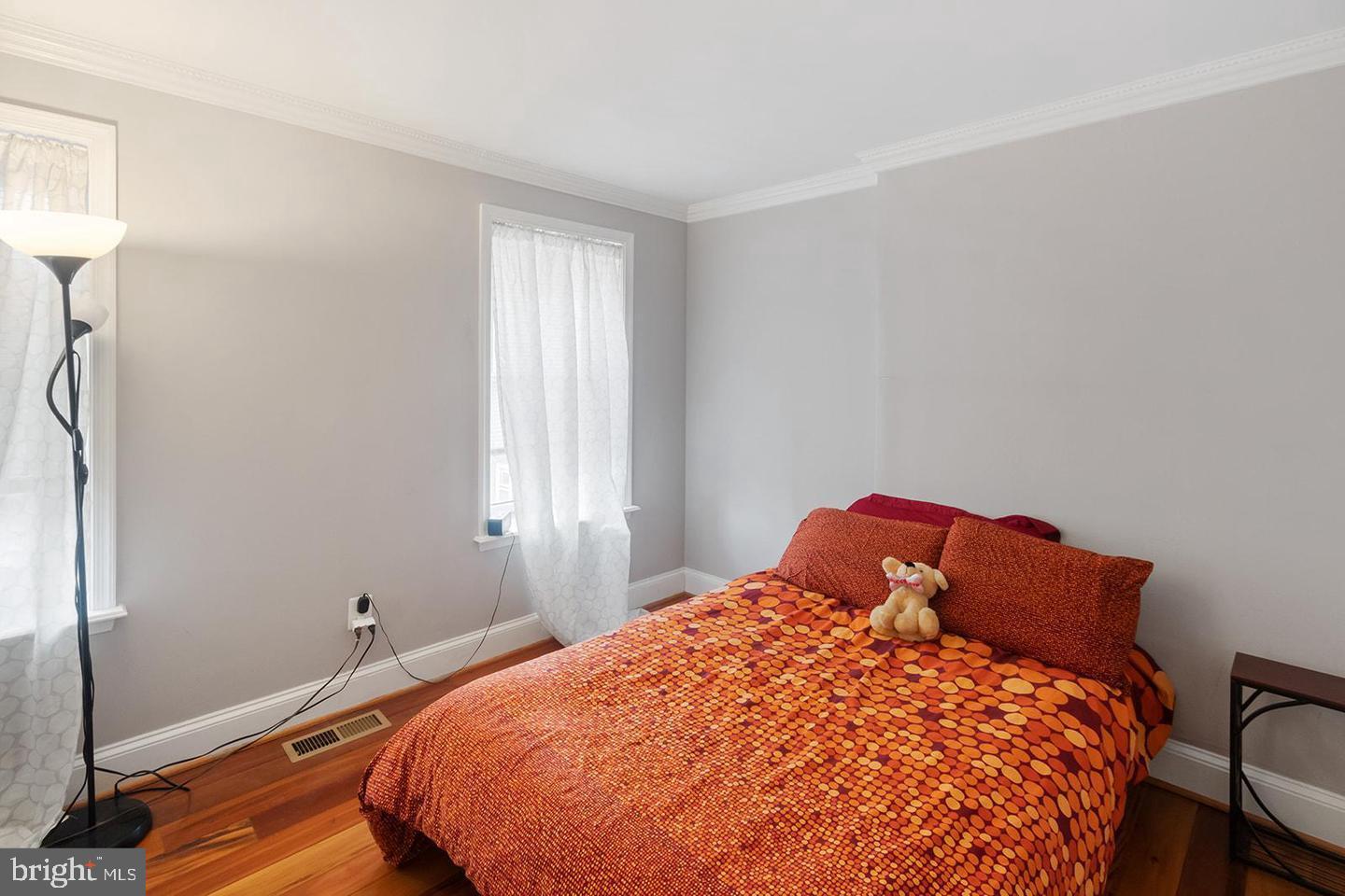 2129 WALNUT STREET 3