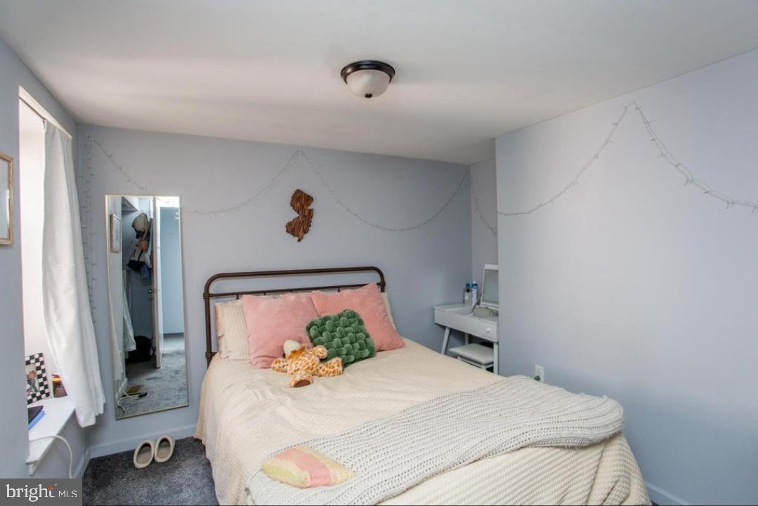 1814 N BOUVIER STREET