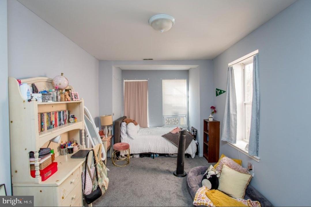 1814 N BOUVIER STREET