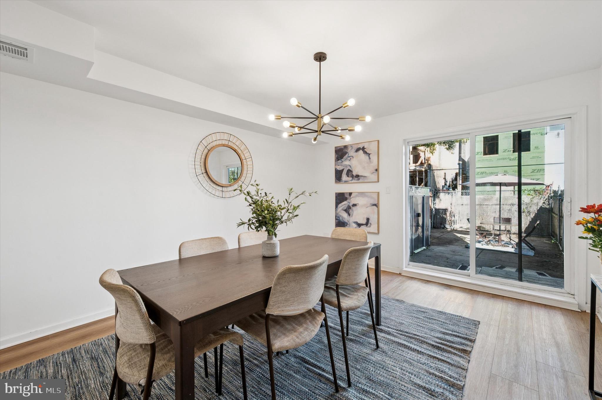 2081 E HAGERT STREET