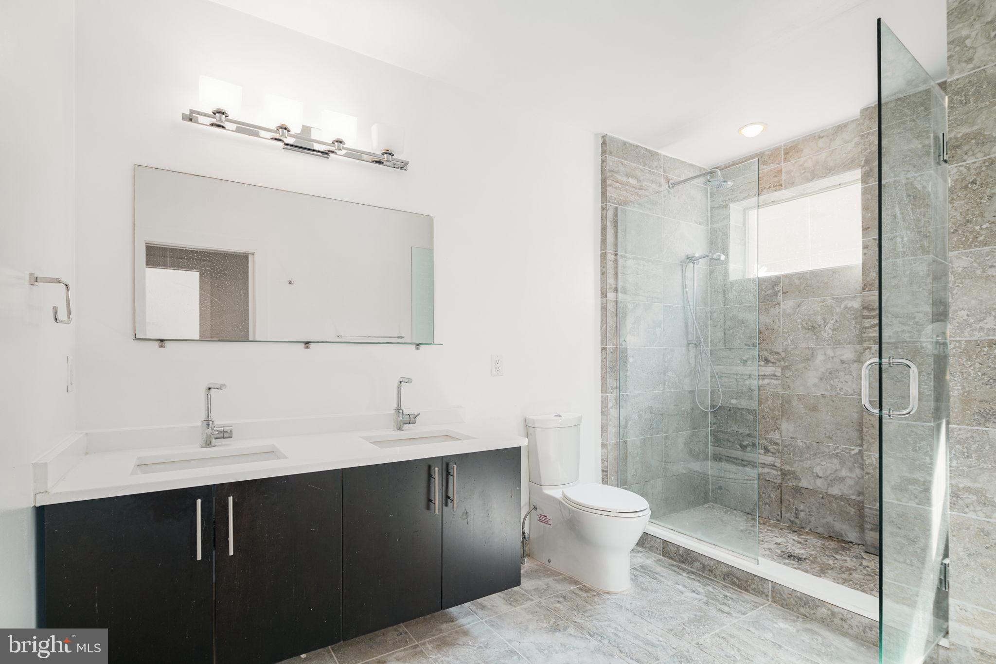 740 S COLUMBUS BOULEVARD 6