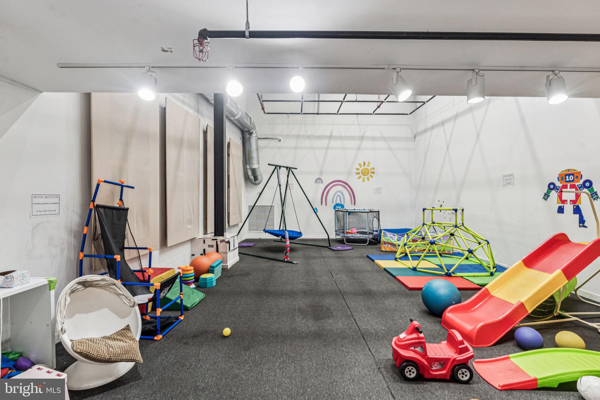 4640 UMBRIA STREET 46