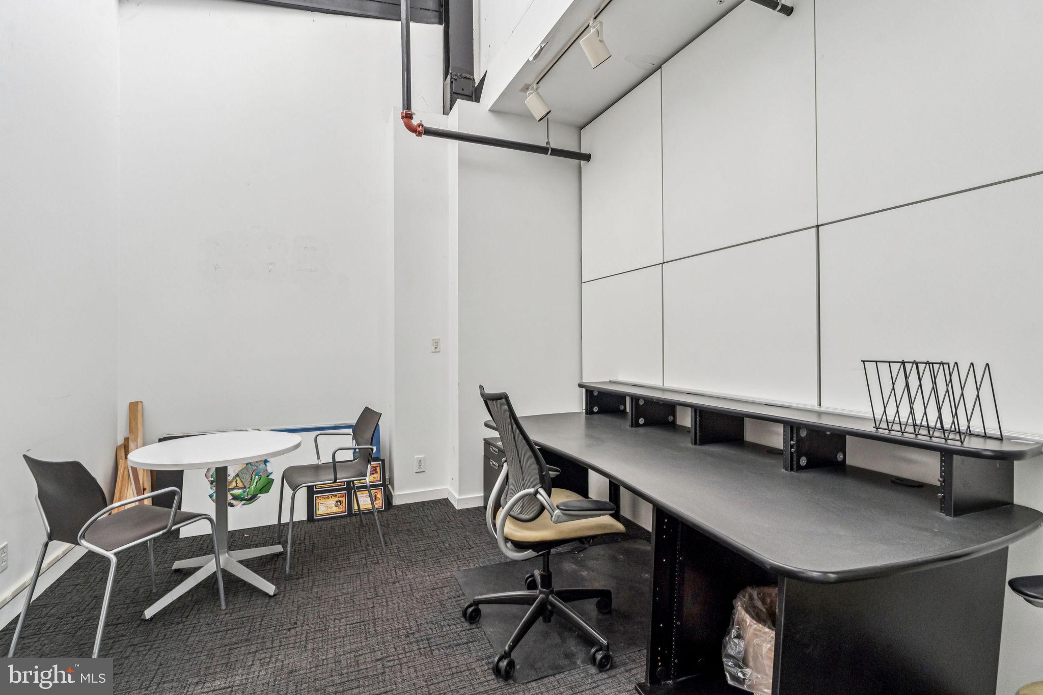 4640 UMBRIA STREET 46