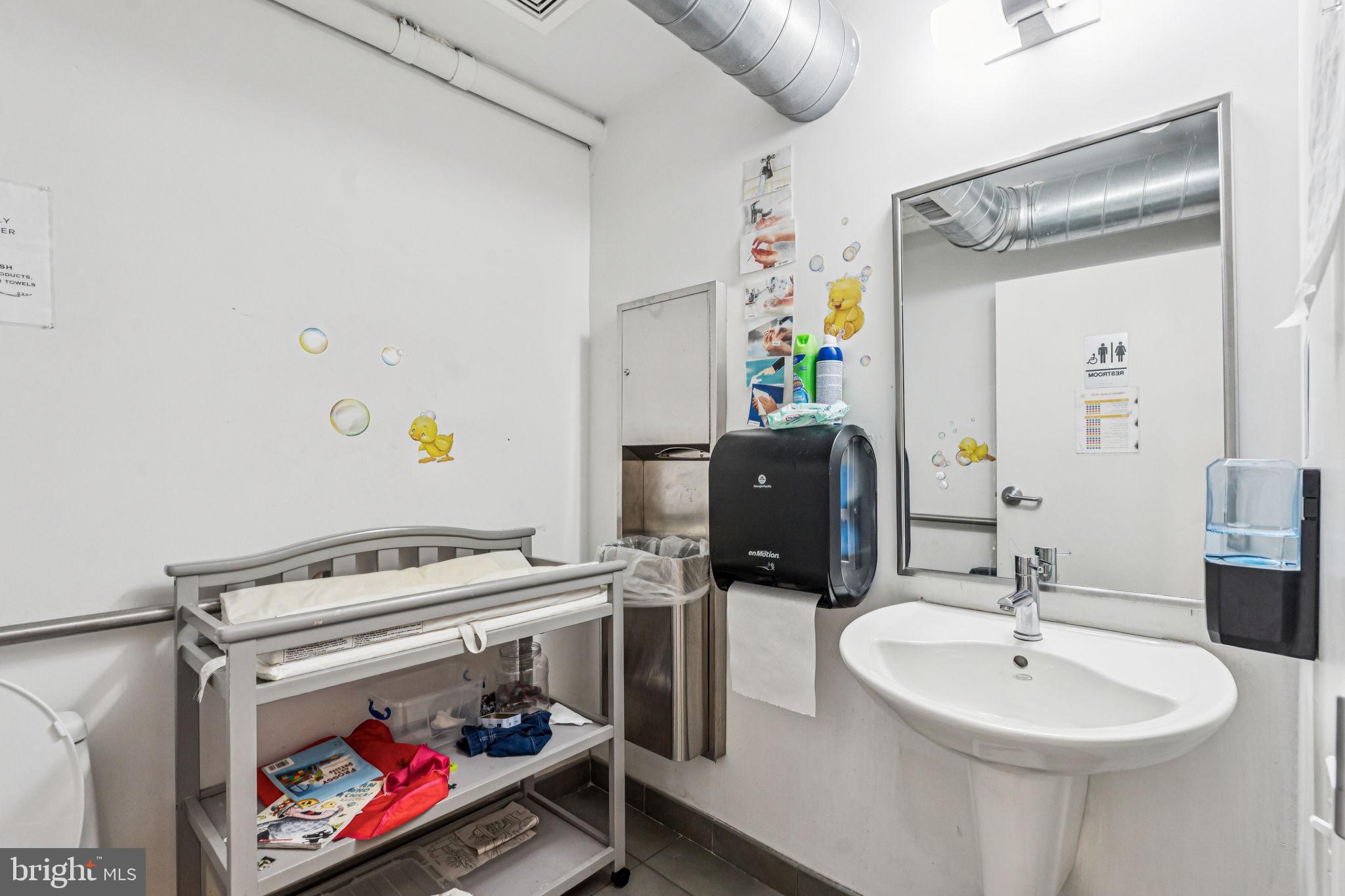 4640 UMBRIA STREET 46