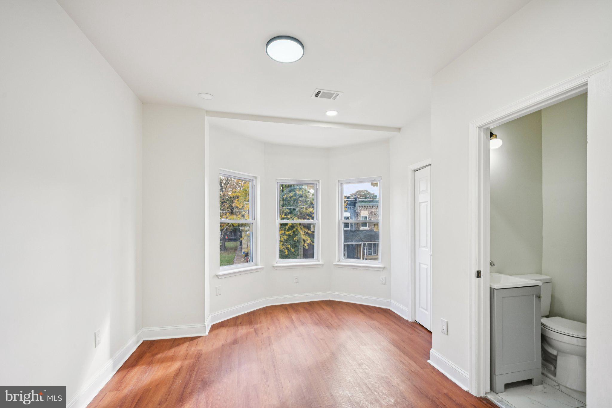 4847 FAIRMOUNT AVENUE