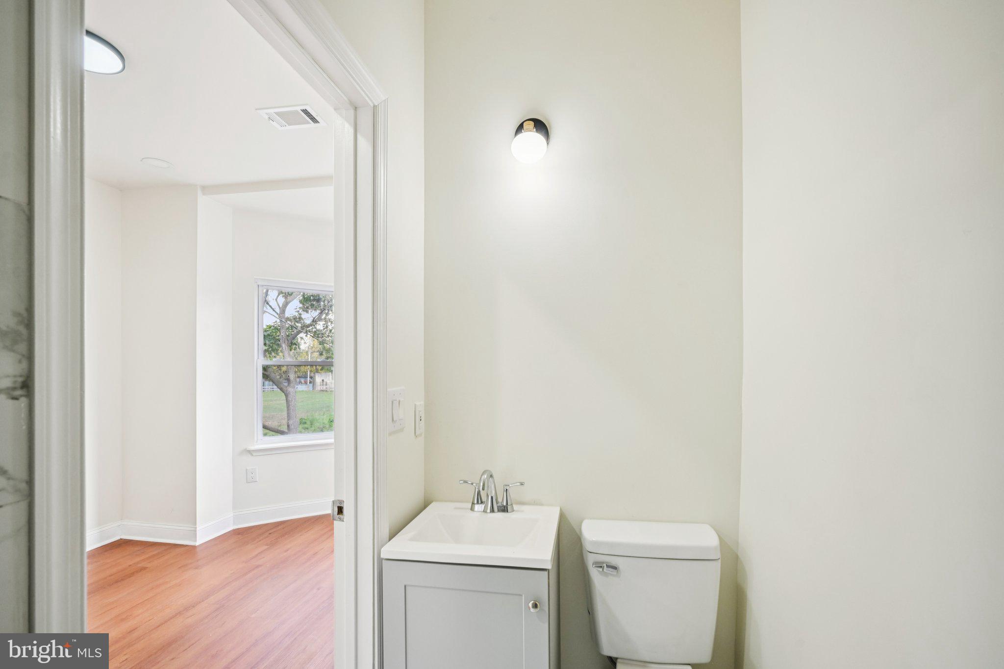 4847 FAIRMOUNT AVENUE