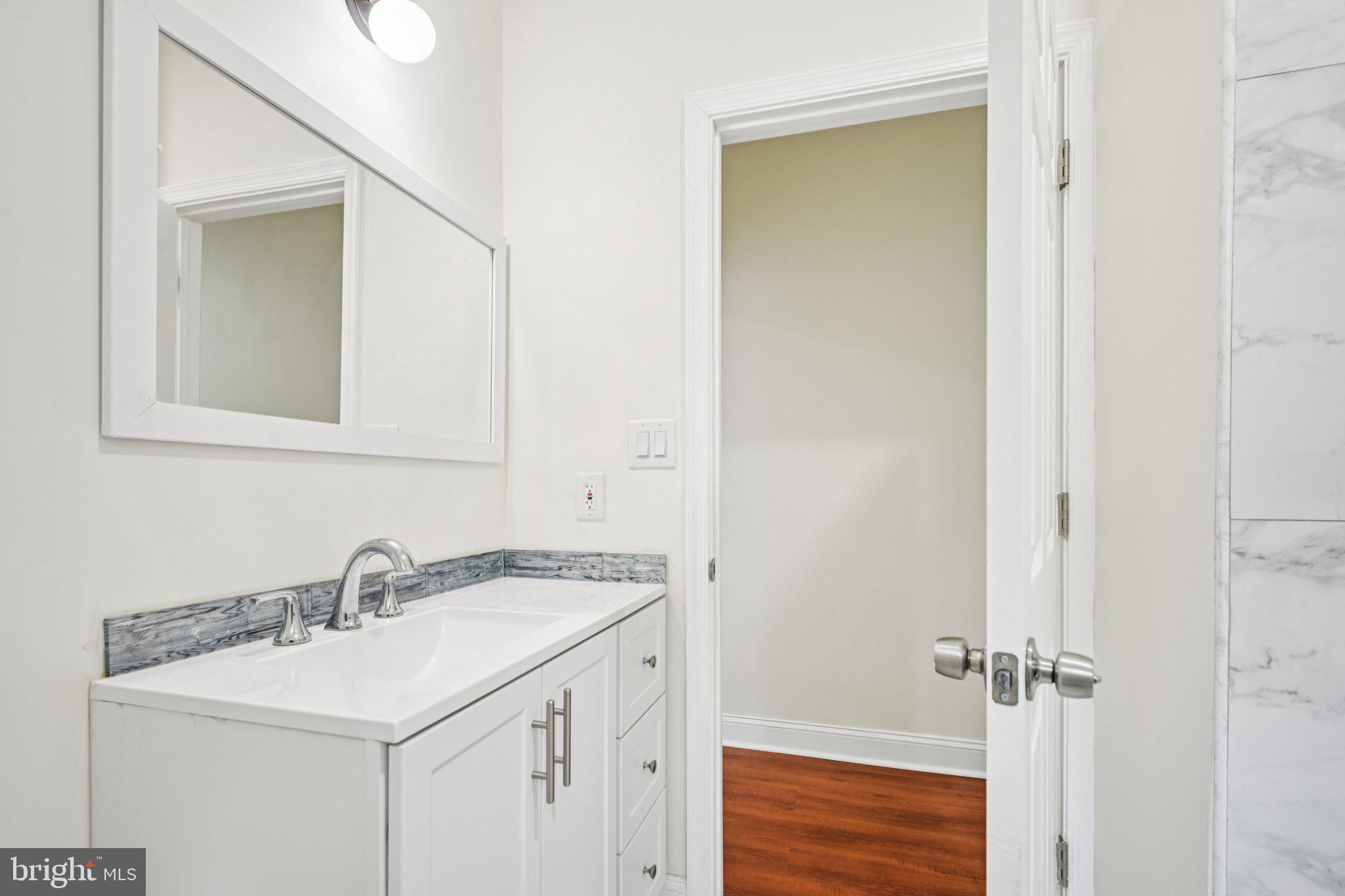 4847 FAIRMOUNT AVENUE