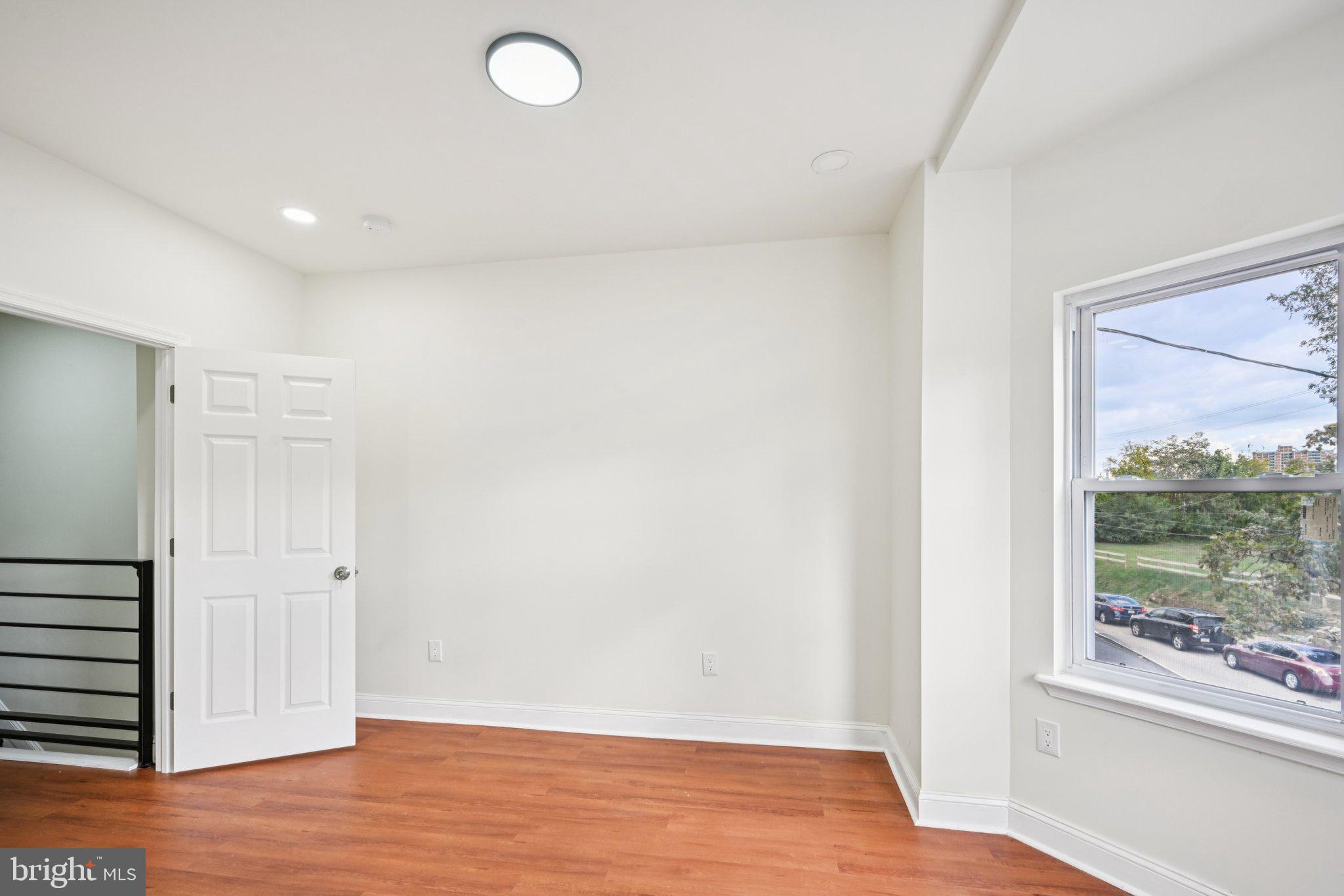 4847 FAIRMOUNT AVENUE