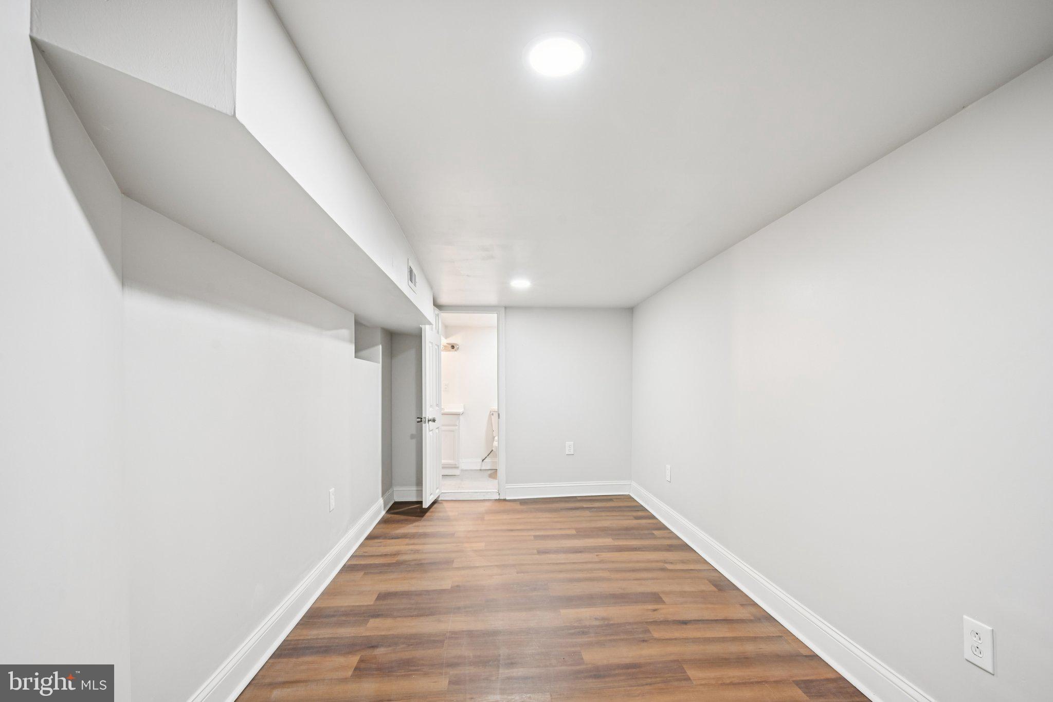 4847 FAIRMOUNT AVENUE