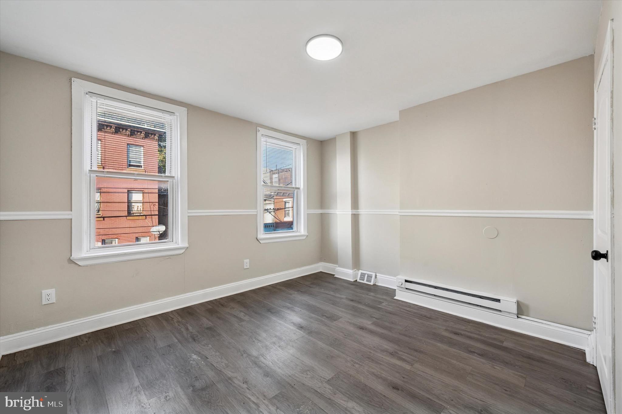 502 W CUMBERLAND STREET