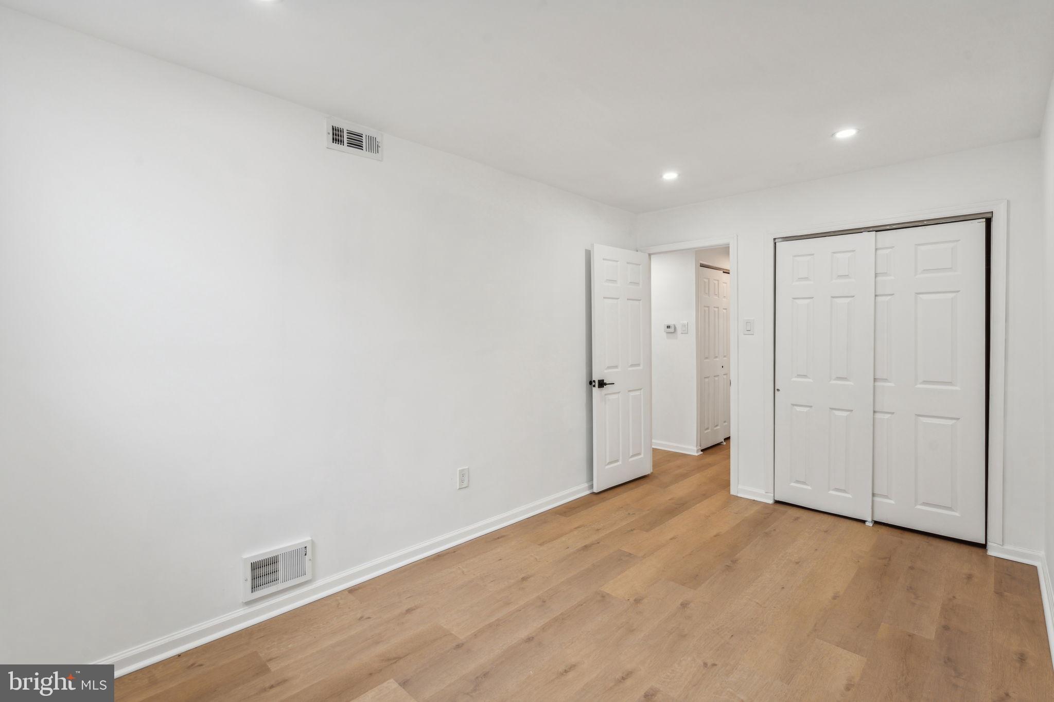 6901 VALLEY AVENUE 29 D1