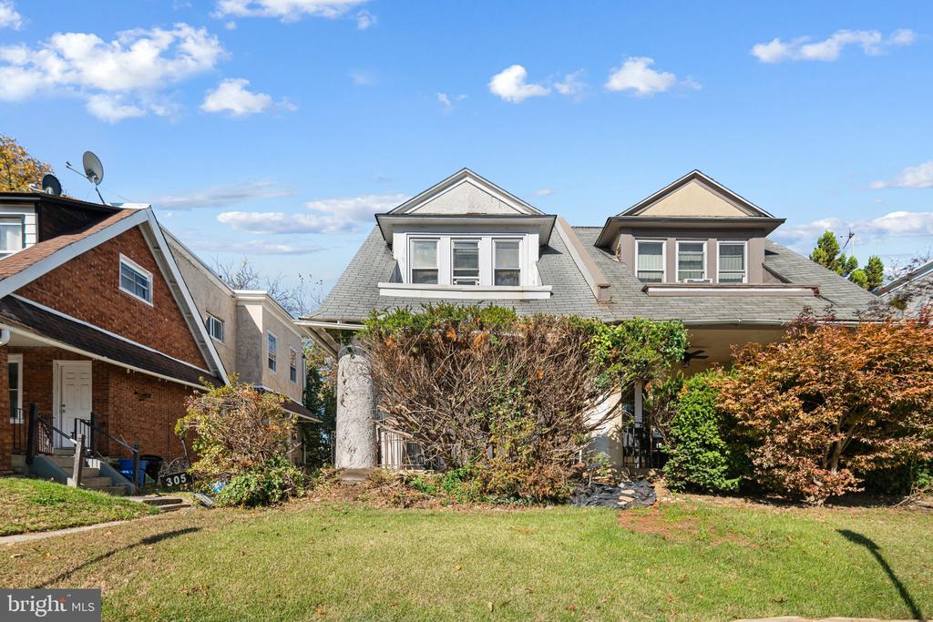 305 E VERNON ROAD