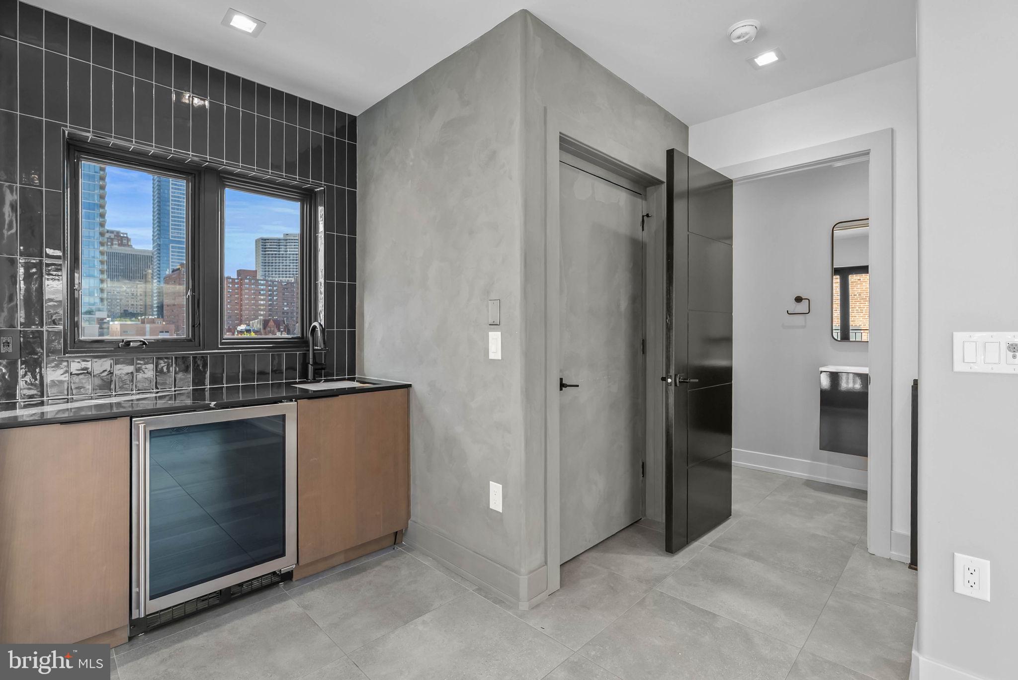 110 S BONSALL STREET