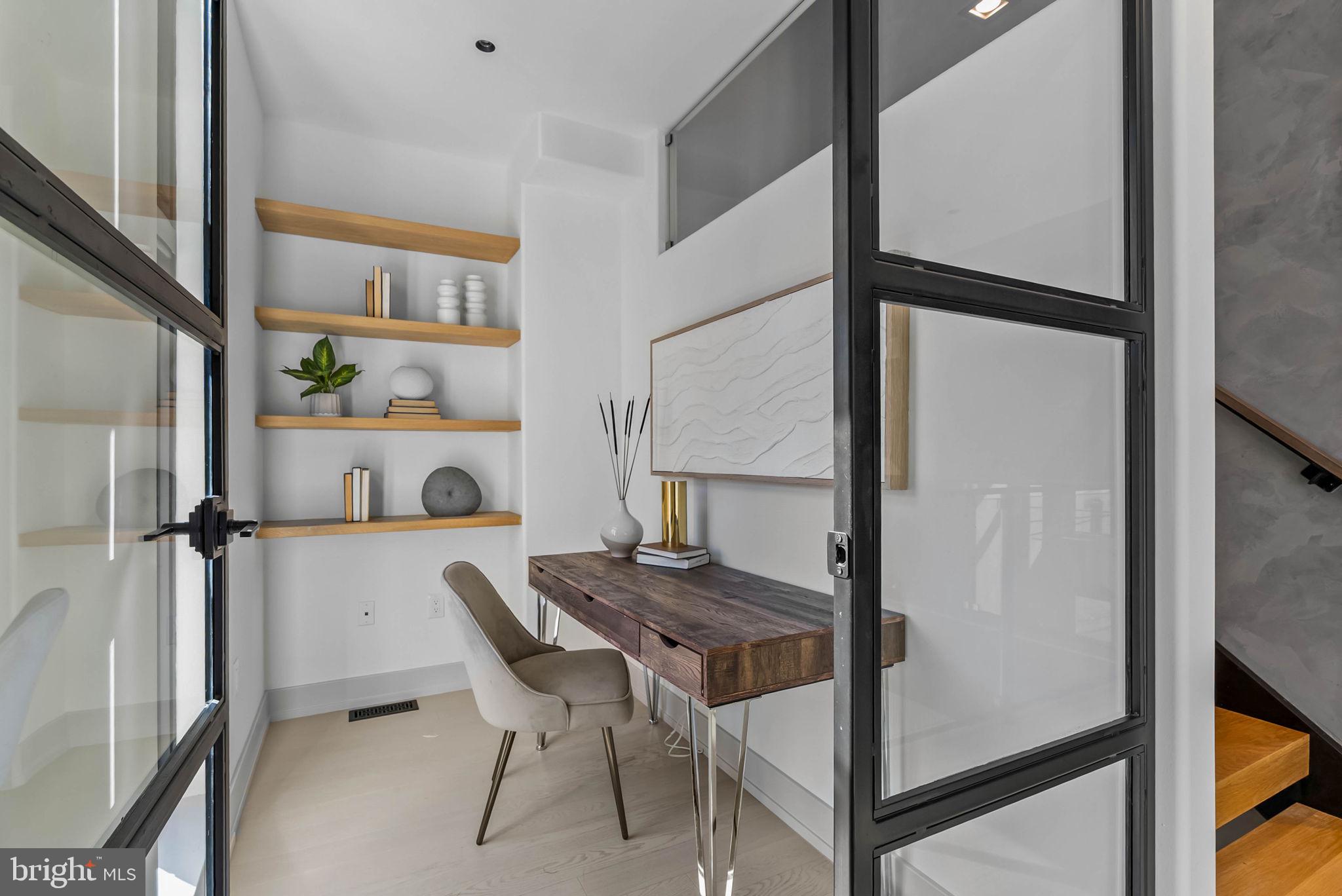 110 S BONSALL STREET