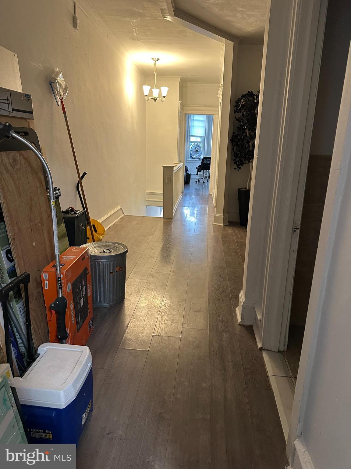 1223 W WYOMING AVENUE