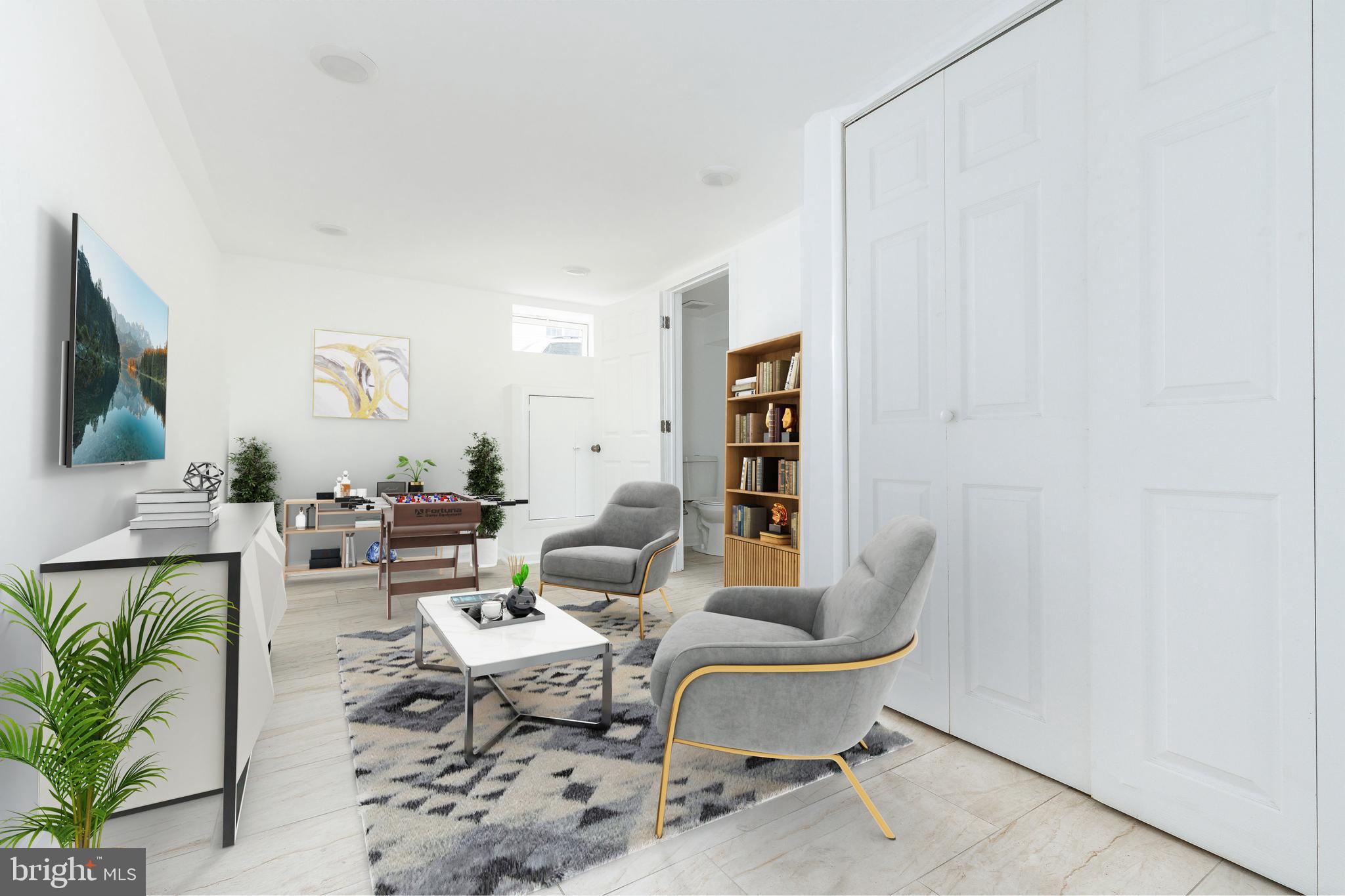 2726 EDGEMONT STREET