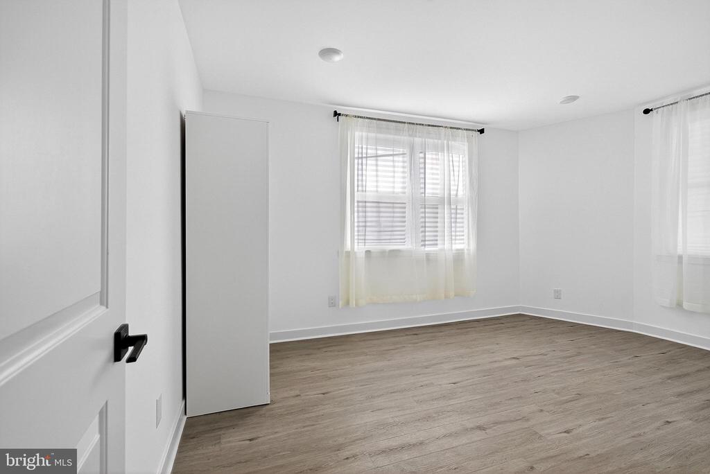 1650 W CHELTENHAM AVENUE 2ND FL