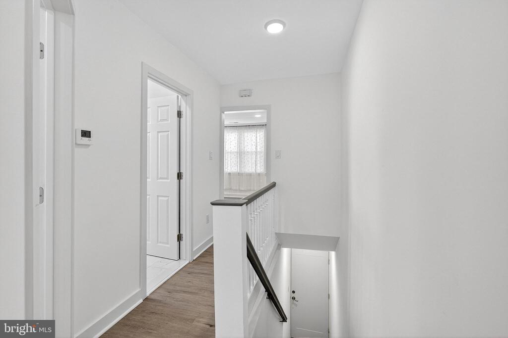 1650 W CHELTENHAM AVENUE 2ND FL