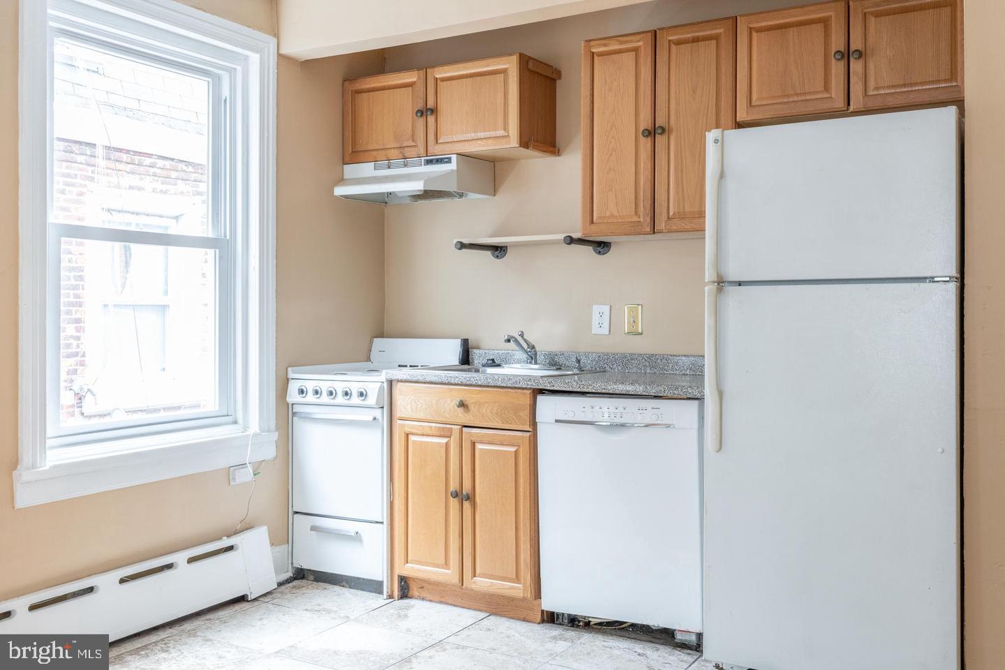 2032 CHESTNUT STREET 3R