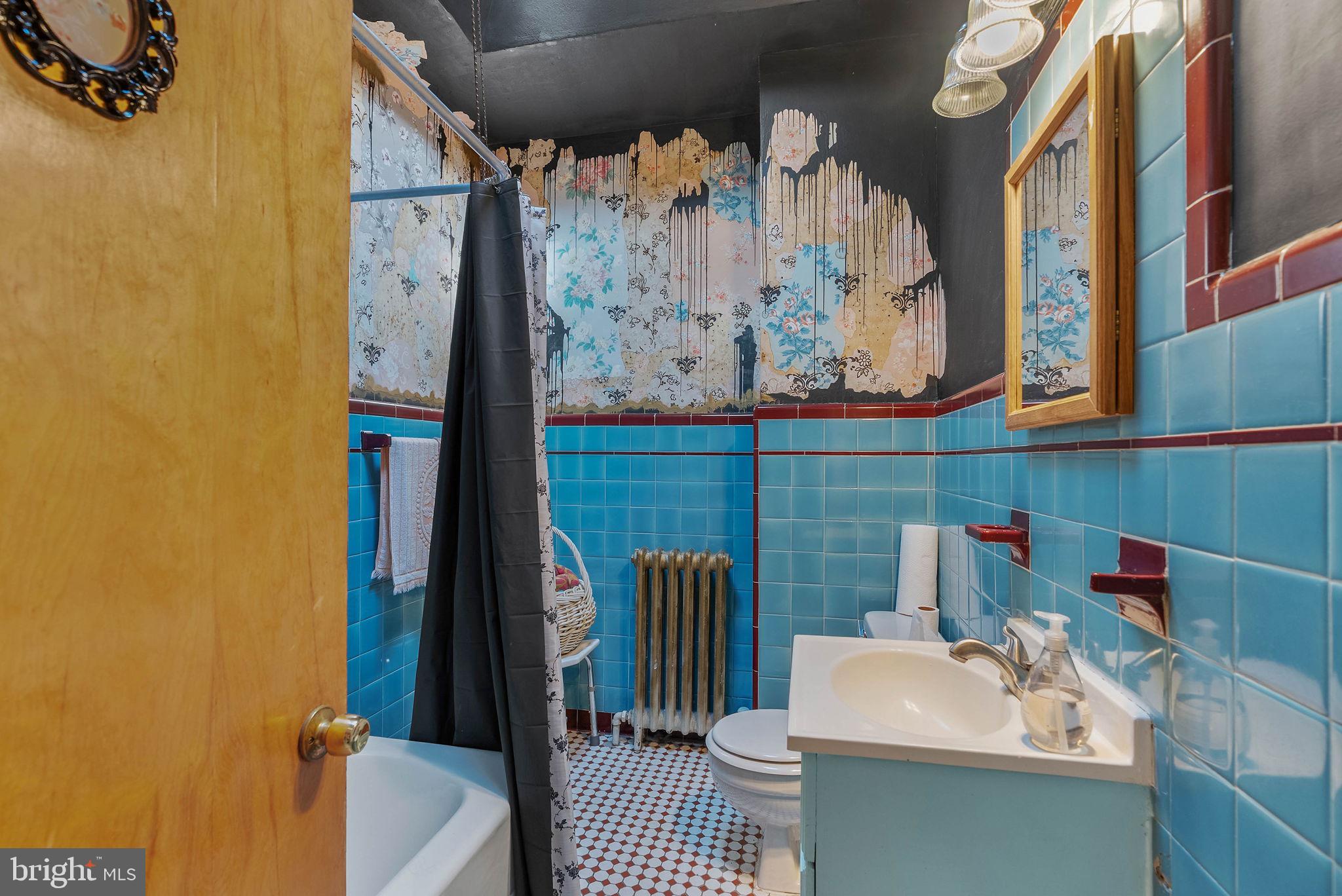 2233 S NORWOOD STREET