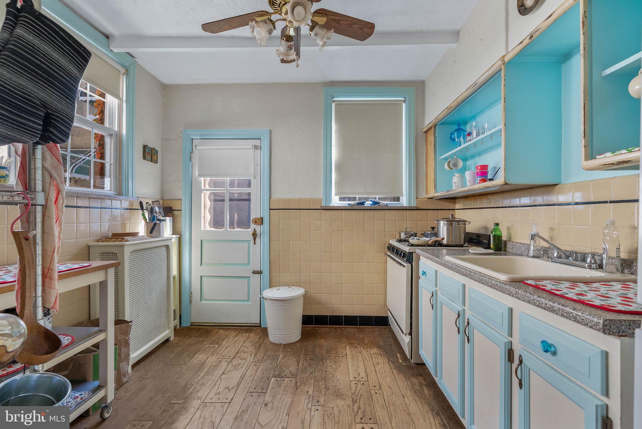 2233 S NORWOOD STREET