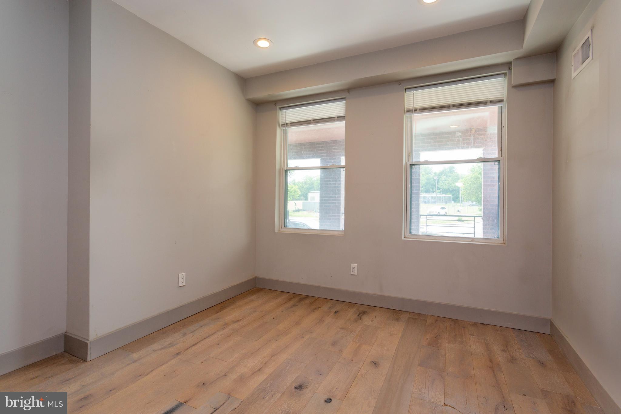 1533 N 33RD STREET 1