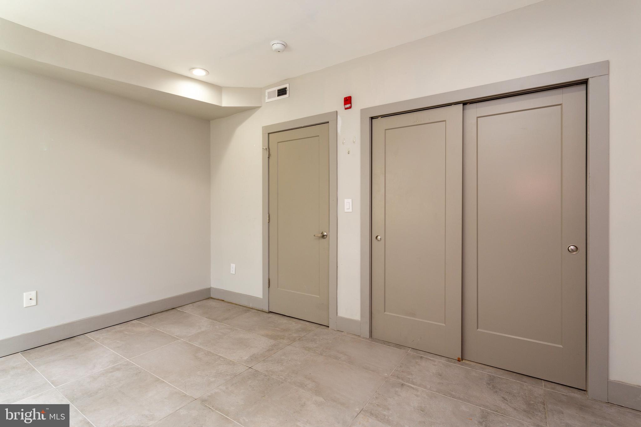 1533 N 33RD STREET 1