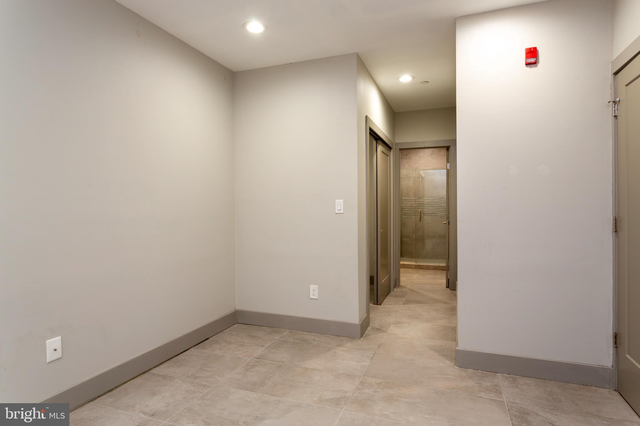 1533 N 33RD STREET 1