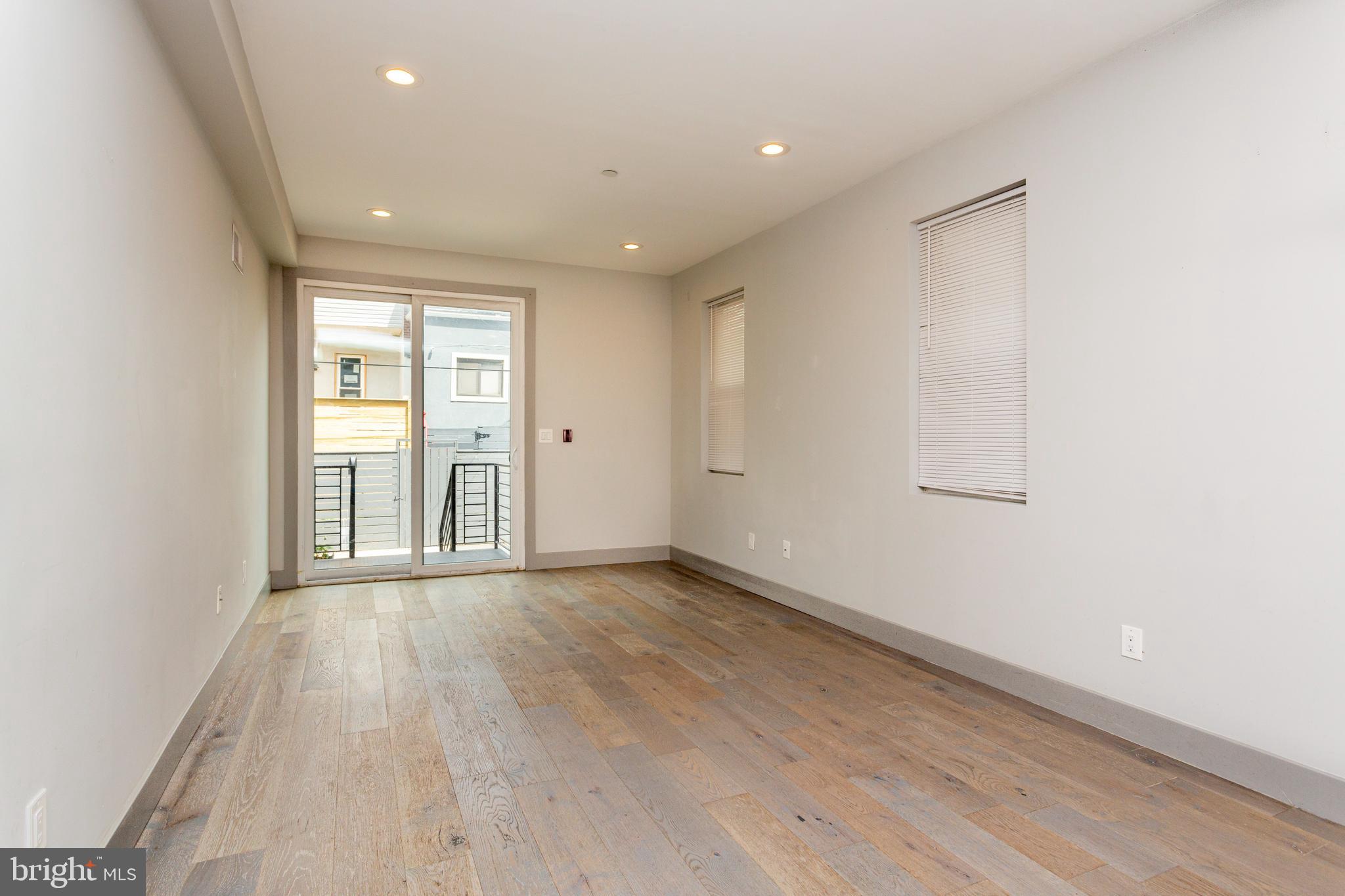 1533 N 33RD STREET 1