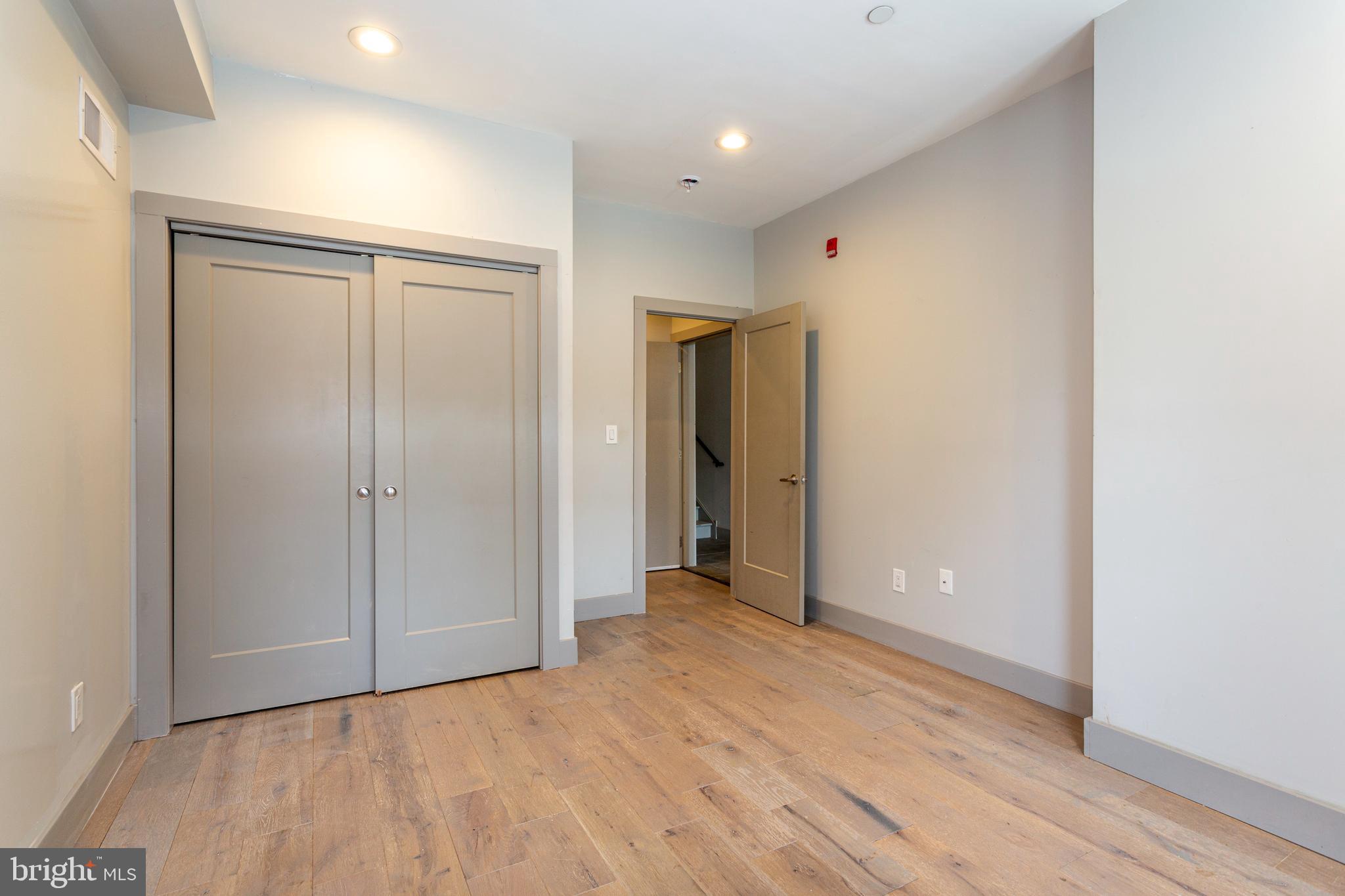 1533 N 33RD STREET 1