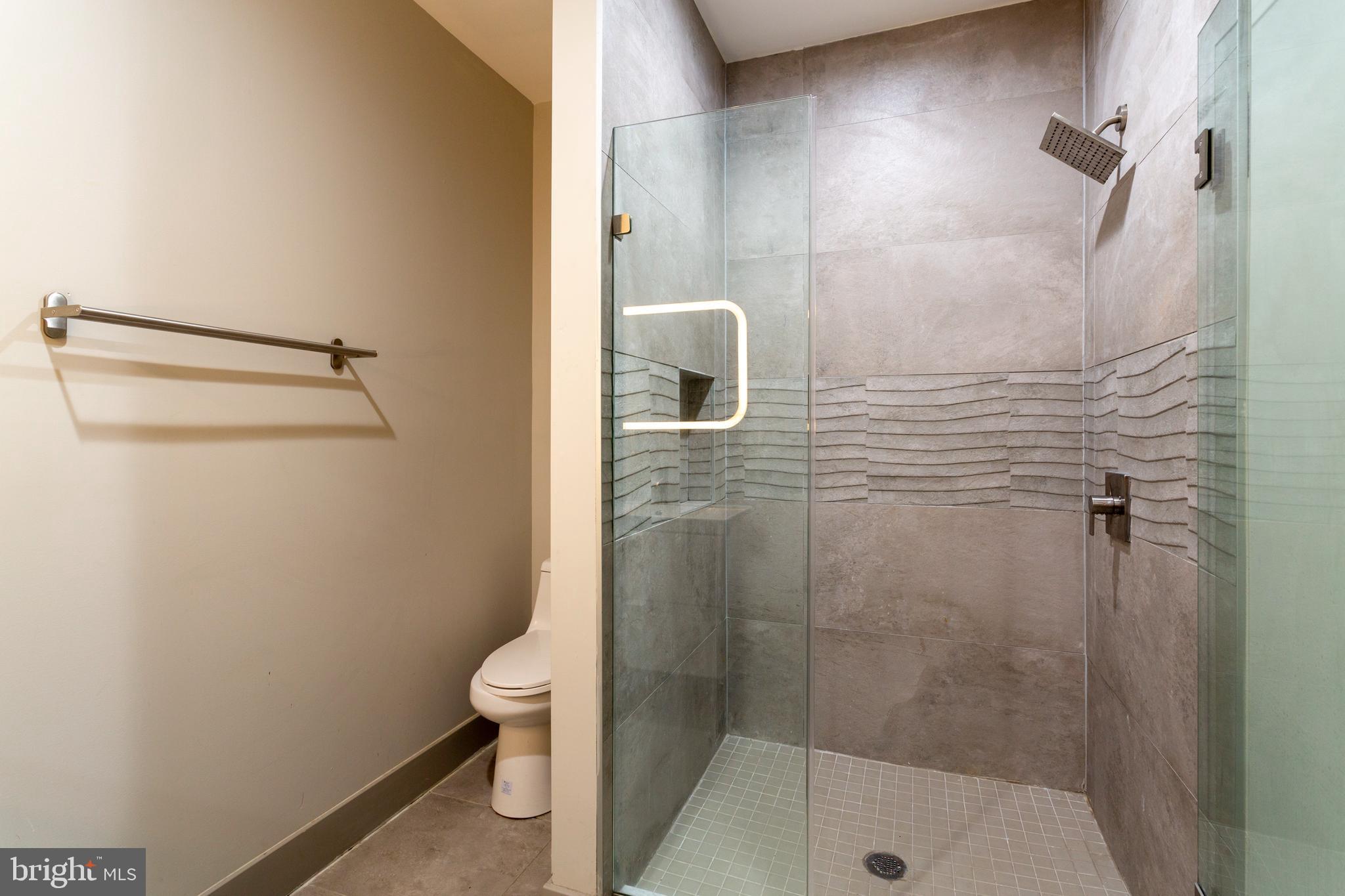 1533 N 33RD STREET 1